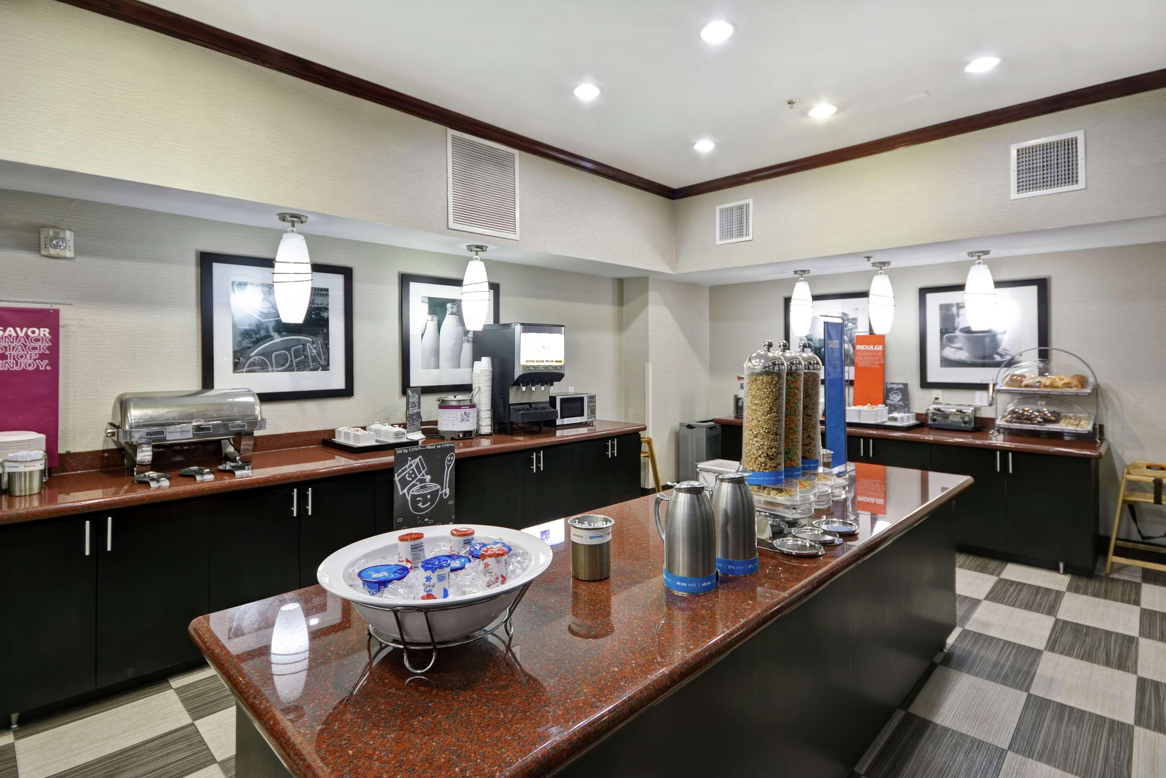 Hampton Inn & Suites Corpus Christi I-37 - Navigation Boulevard Экстерьер фото